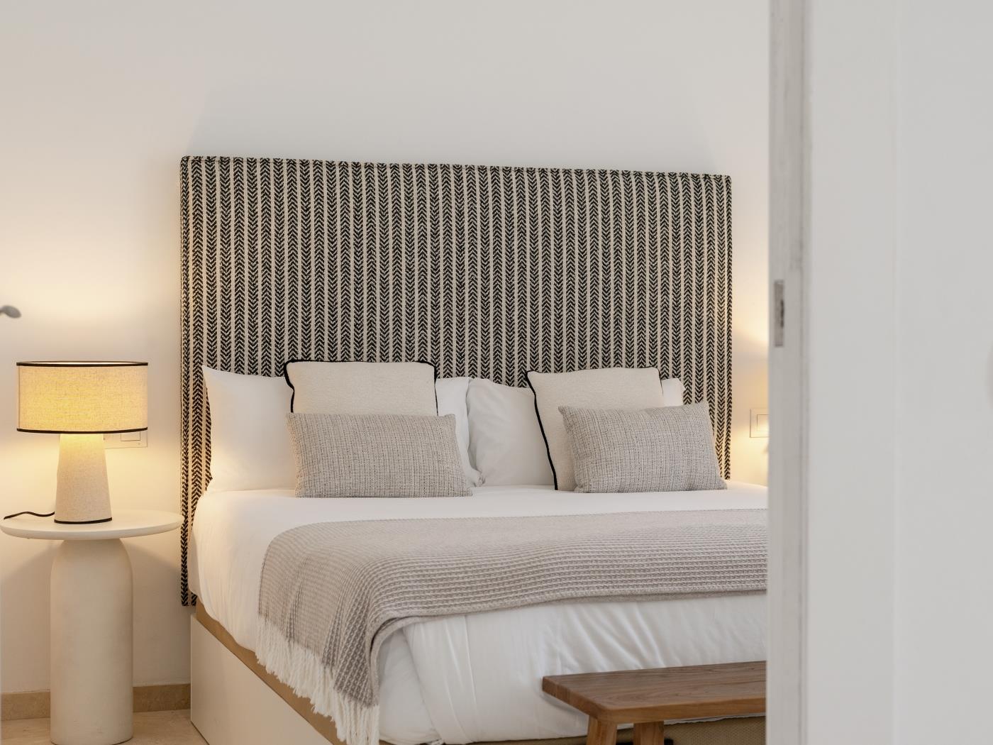 image Agua I seasonal pool by ELE Apartments 8