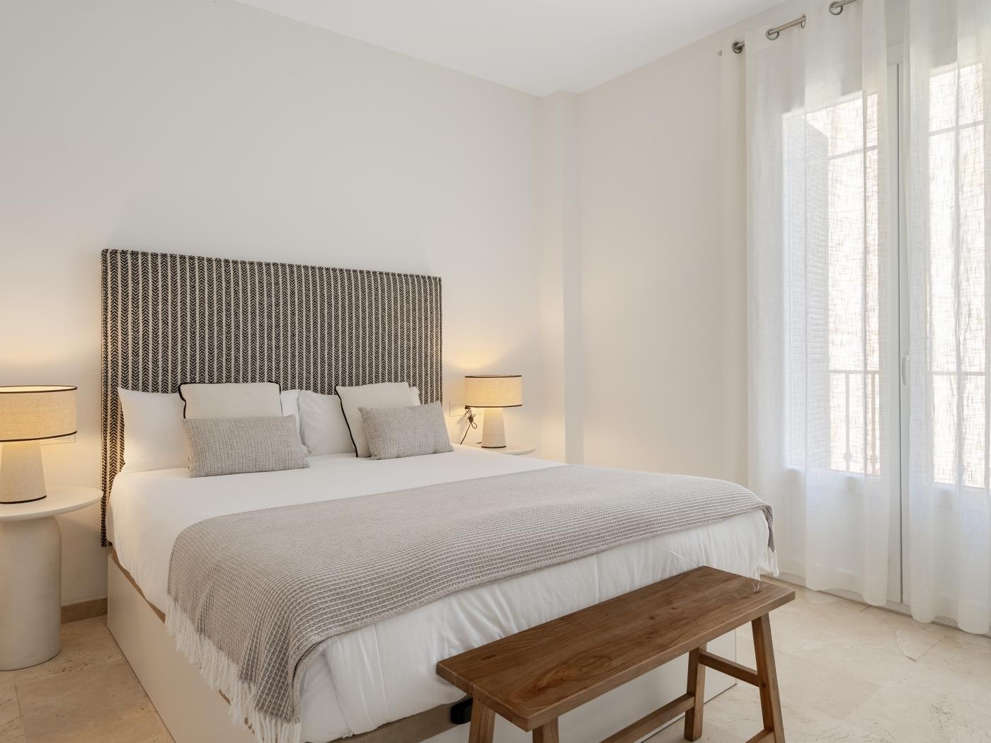 image Agua I seasonal pool by ELE Apartments 9