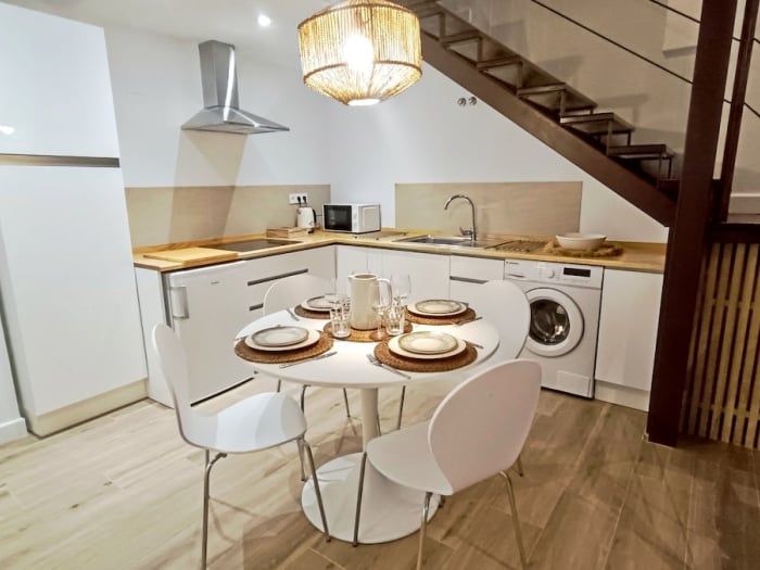 Alamos & old town by ELE Apartments