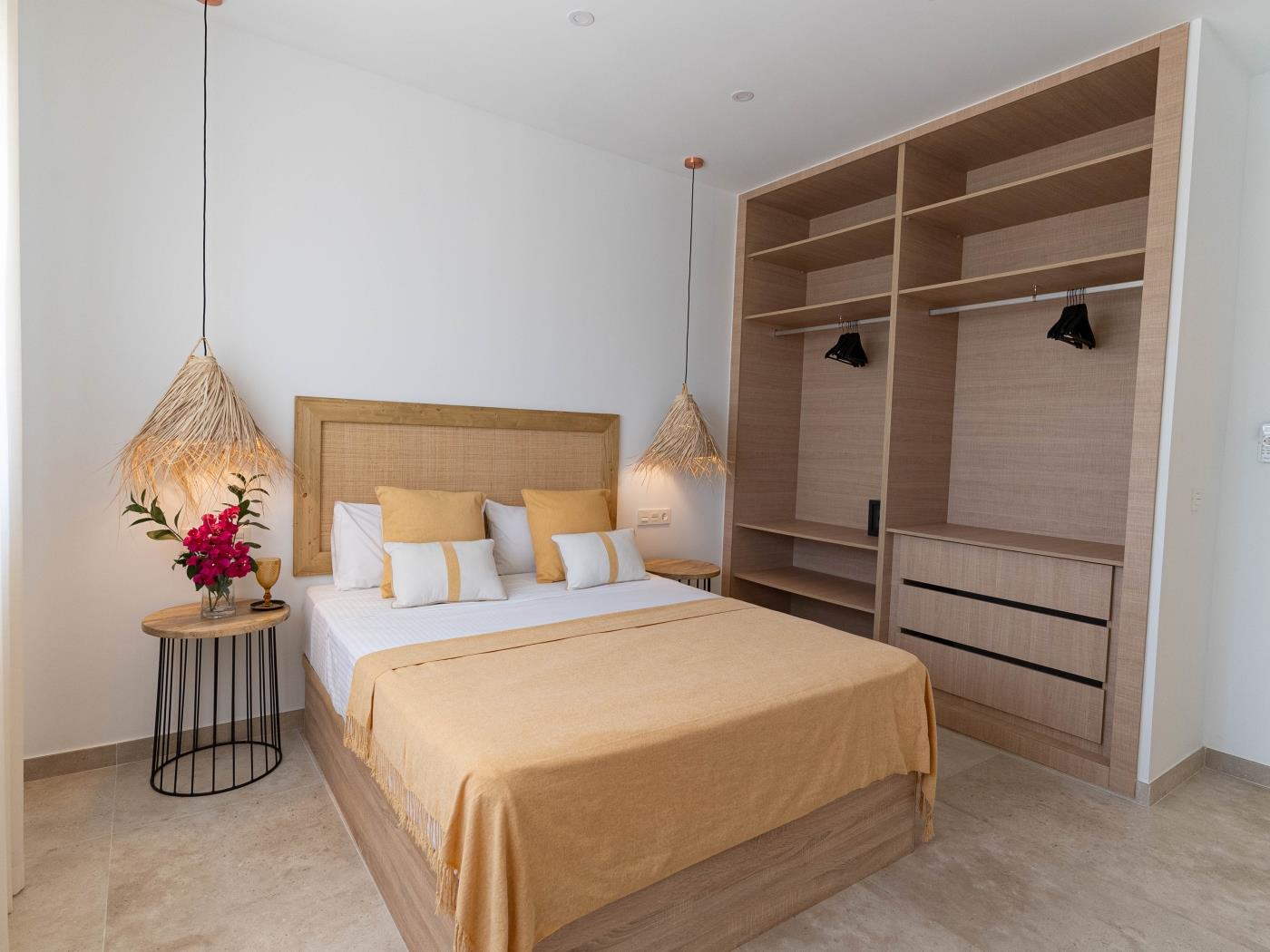 image Appartement · Vélez-Málaga · ★4,80 · 3 chambres · 4 lits · 2 salles de bain 10