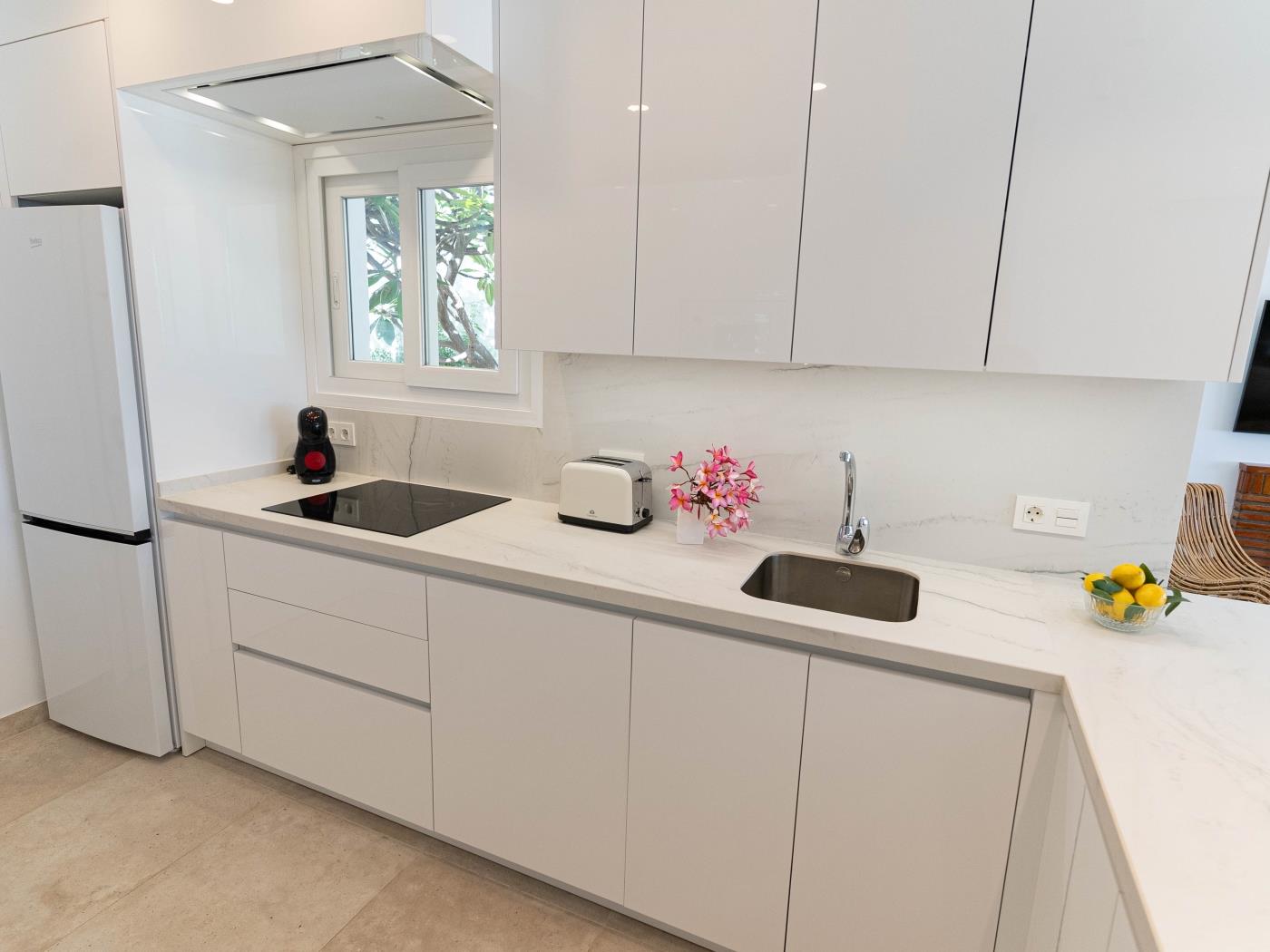 image Appartement · Vélez-Málaga · ★4,80 · 3 chambres · 4 lits · 2 salles de bain 15
