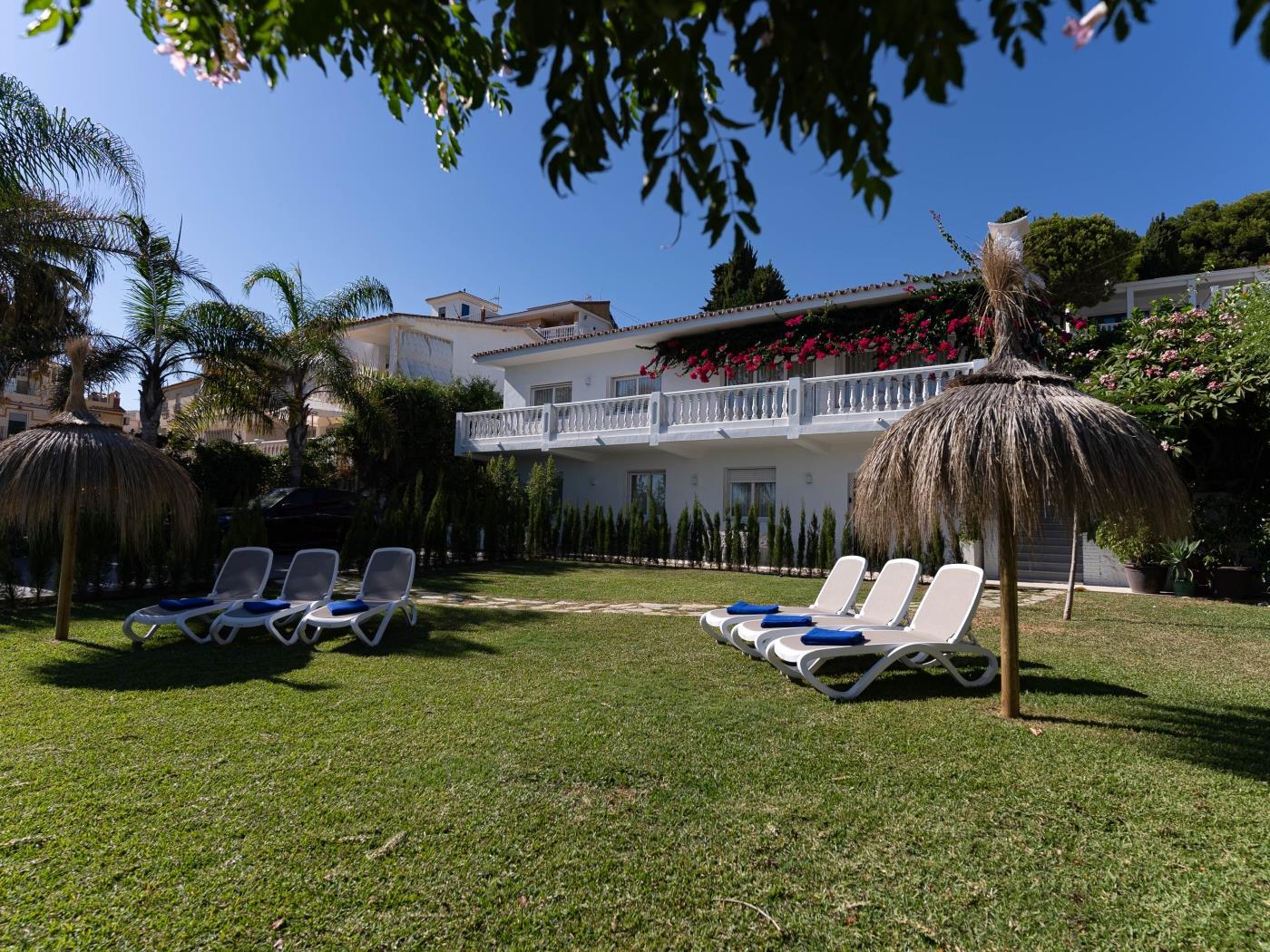 image Appartement · Vélez-Málaga · ★4,80 · 3 chambres · 4 lits · 2 salles de bain 27