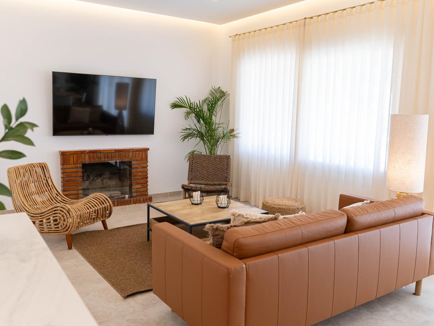 image Appartement · Vélez-Málaga · ★4,80 · 3 chambres · 4 lits · 2 salles de bain 7