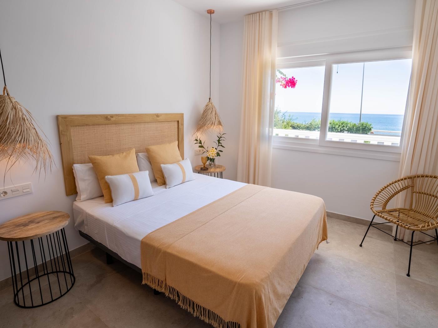 image Appartement · Vélez-Málaga · ★4,80 · 3 chambres · 4 lits · 2 salles de bain 8