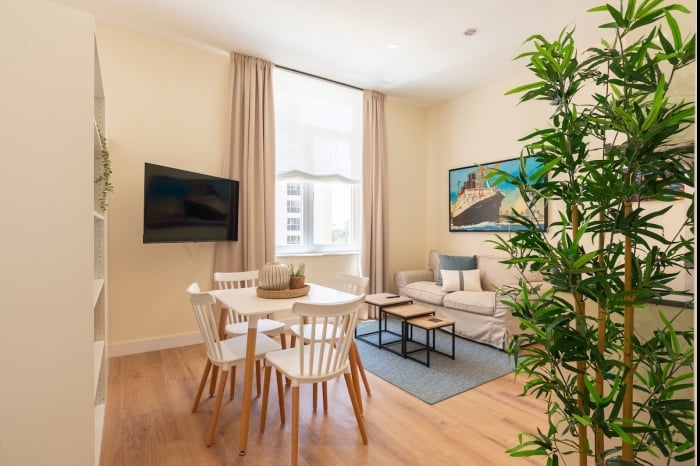 Arenal V Beach by ELE Apartments