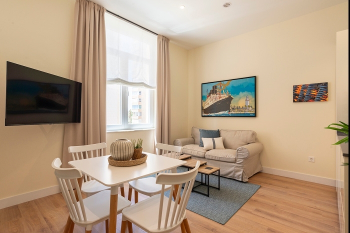 image Arenal V Beach by ELE Apartments 6