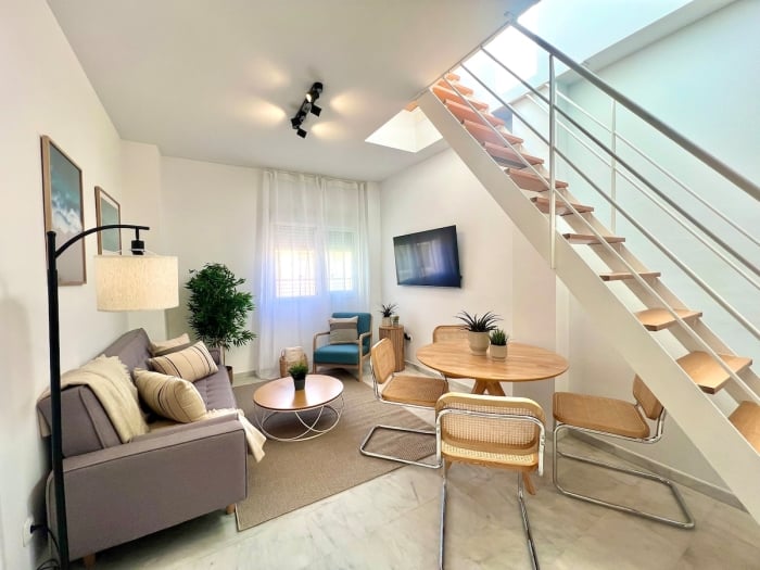 Capuchinos Penthouse & terrace by ELE Apartments