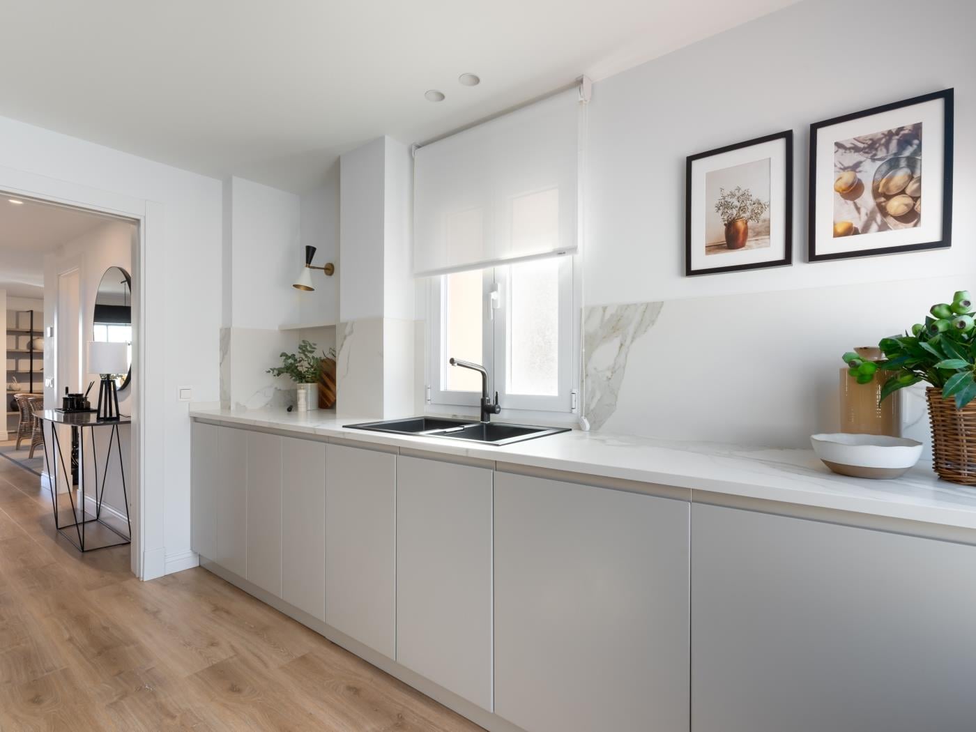 image Donoso Cortes Free parking by ELE Apartments 13