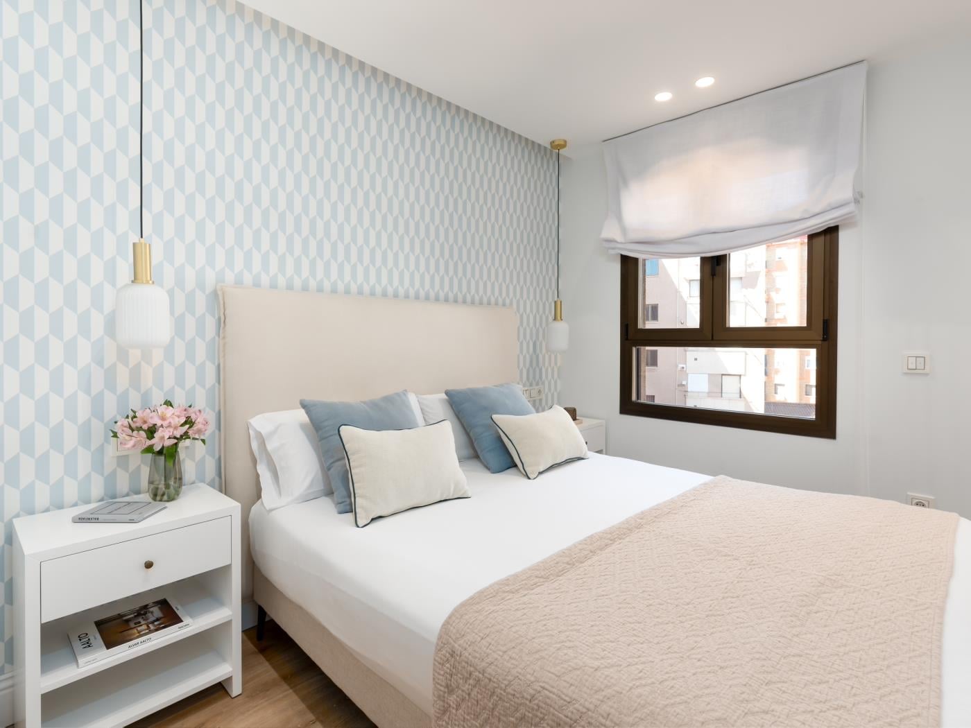 image Donoso Cortes Free parking by ELE Apartments 29