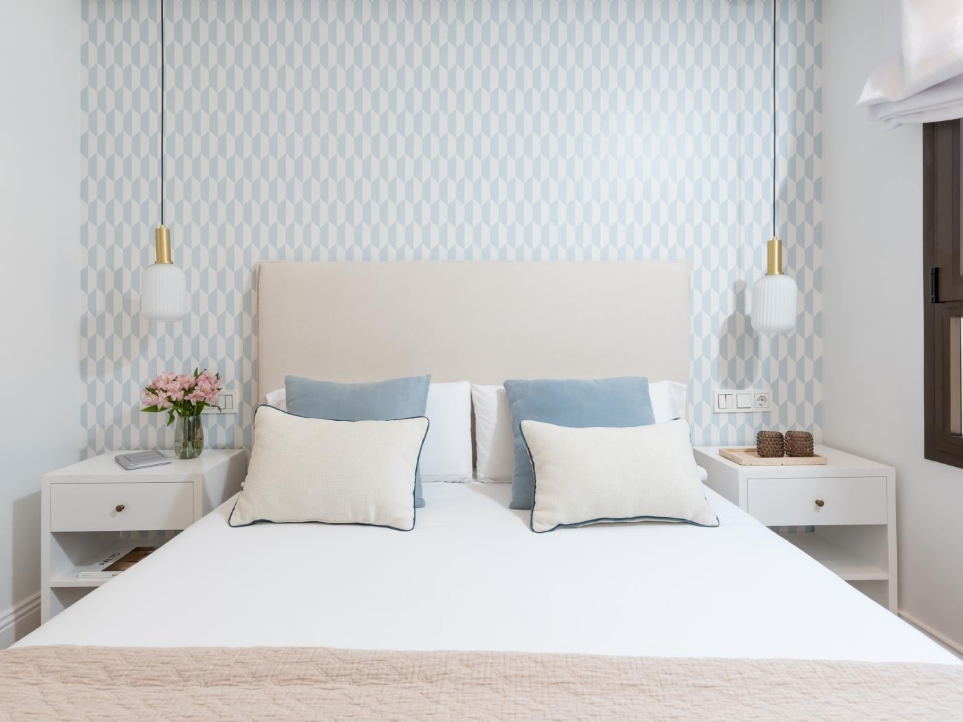 image Donoso Cortes Free parking by ELE Apartments 30