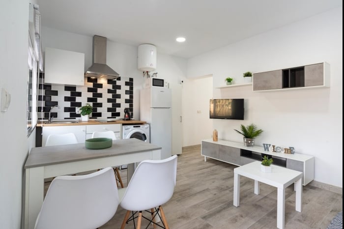 image Fantastic & Functional apartment in Malaga I by ELE APARTMENTS 7