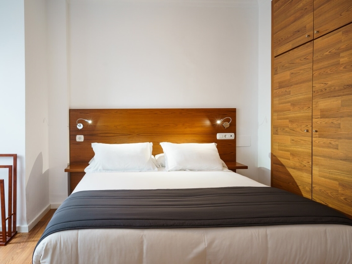 image Minimal Rooms I by ELE Apartments 10