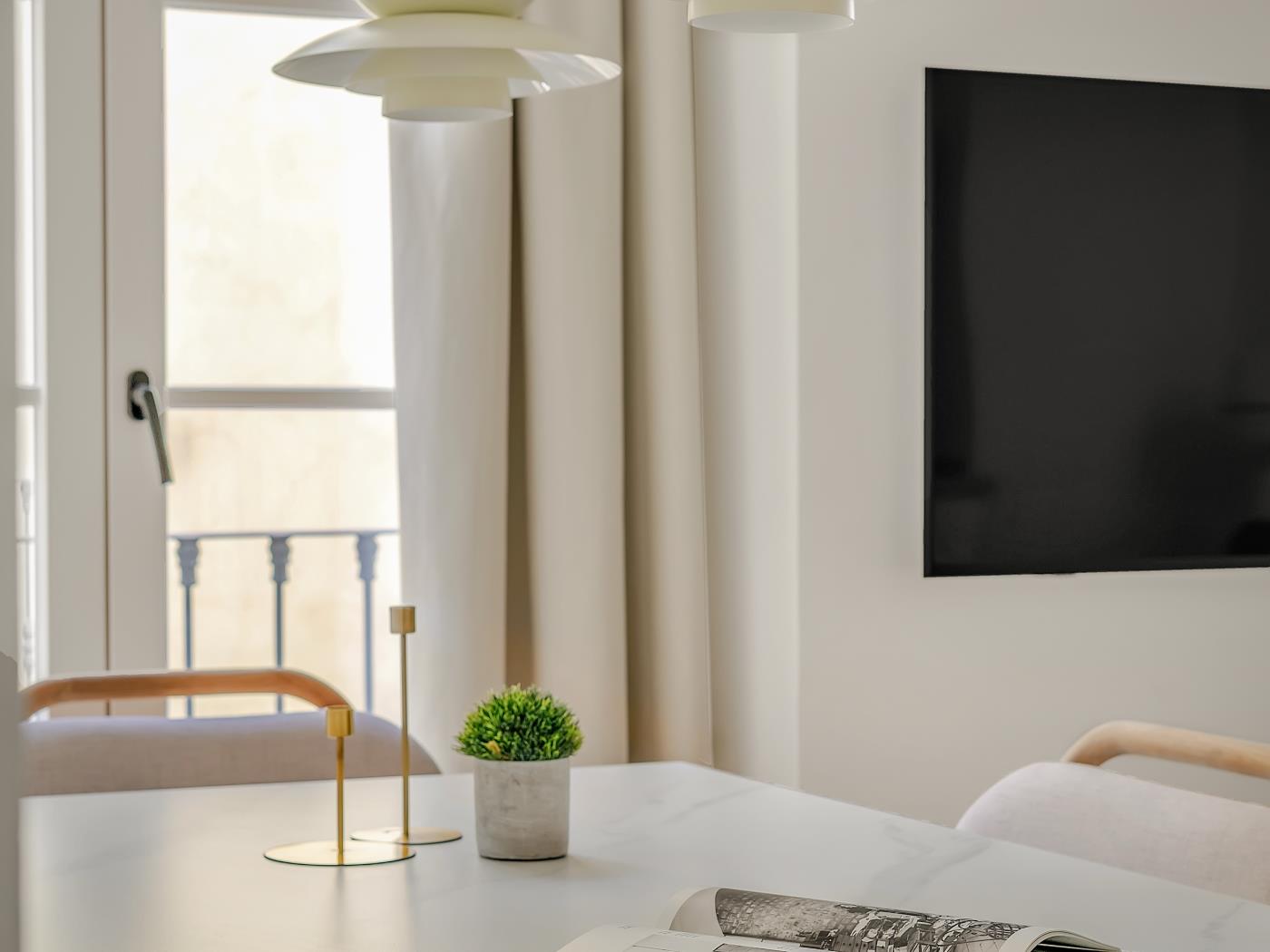 image Minimal Rooms II by ELE Apartments 11