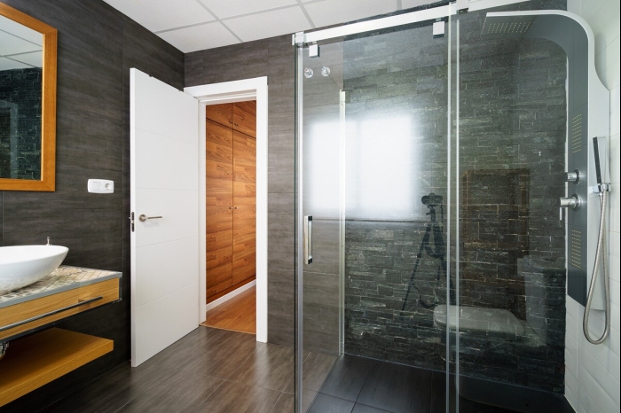 image Minimal Rooms IV by ELE Apartments 9