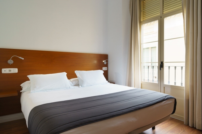 image Minimal Rooms VI by ELE Apartments 5