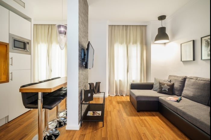 Minimal Rooms VII by ELE Apartments