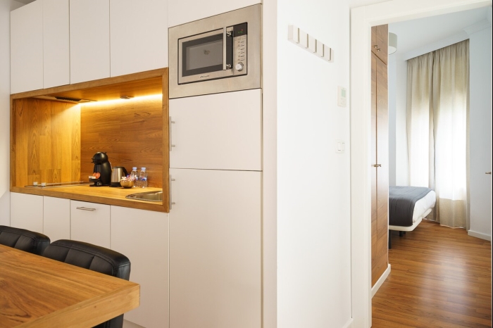 image Minimal Rooms VII by ELE Apartments 4