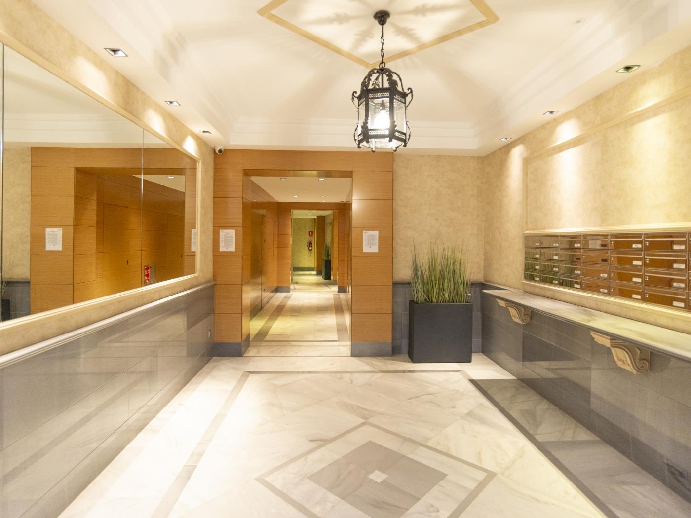 image Souviron & old town by ELE Apartments 18