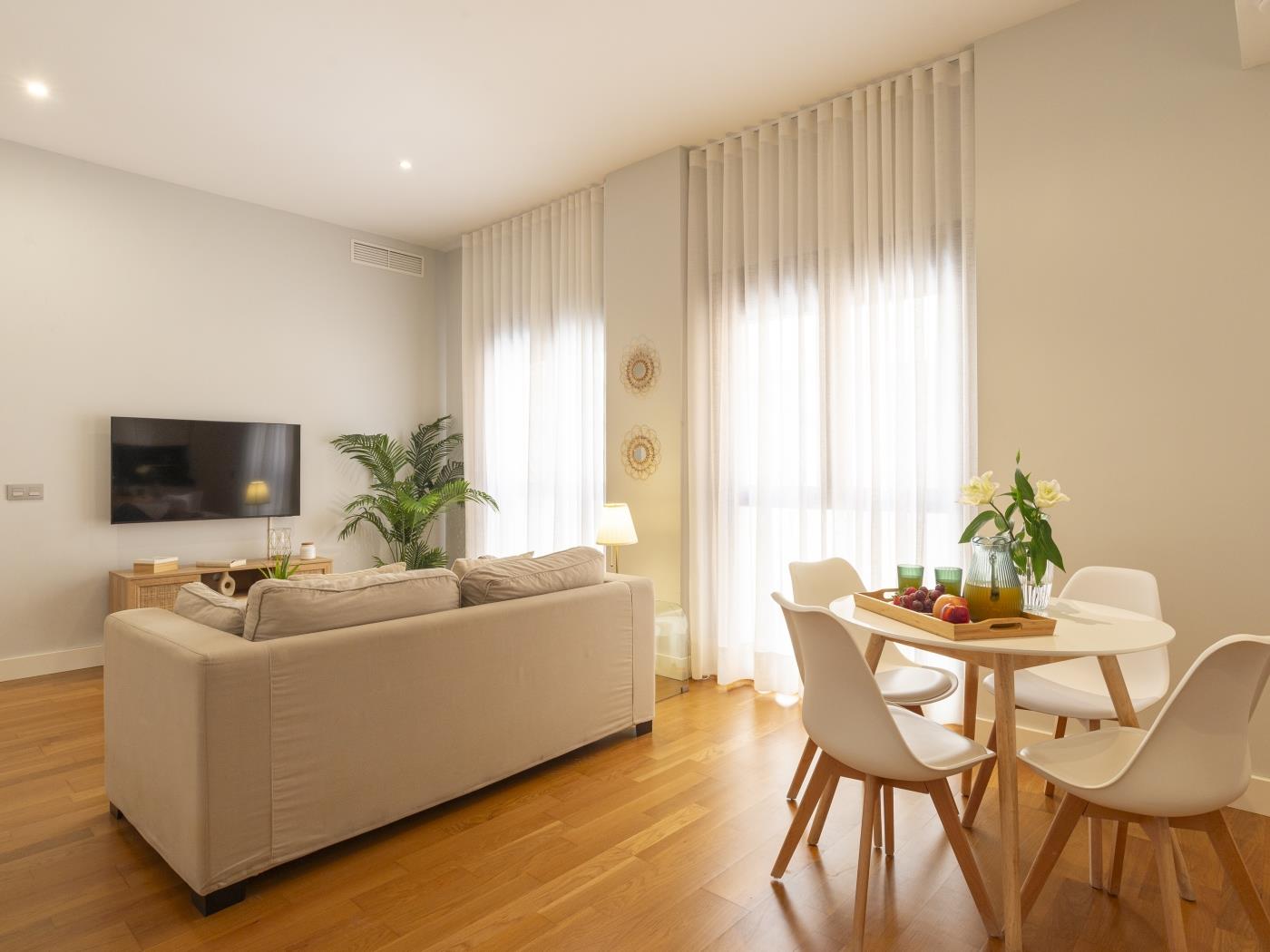 image Souviron & old town by ELE Apartments 5