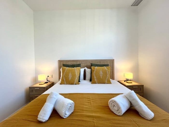 image Skyline VII Pool Coworking by ELE Apartments 10