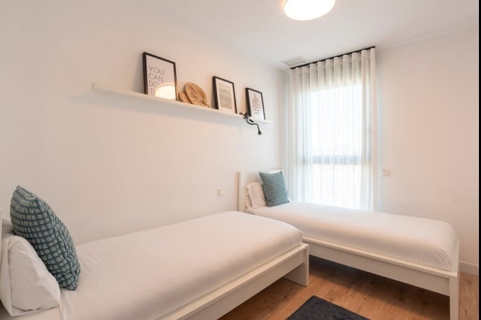 image Skyline II Pool Coworking by ELE Apartments 13