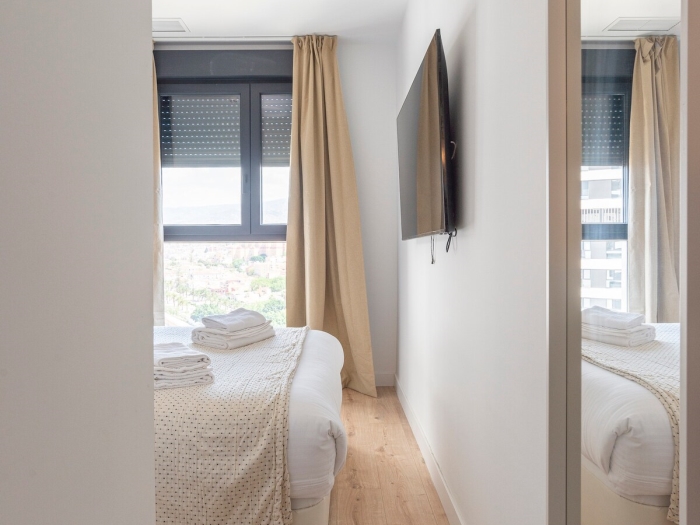image Skyline III Pool & Coworking by ELE Apartments 16