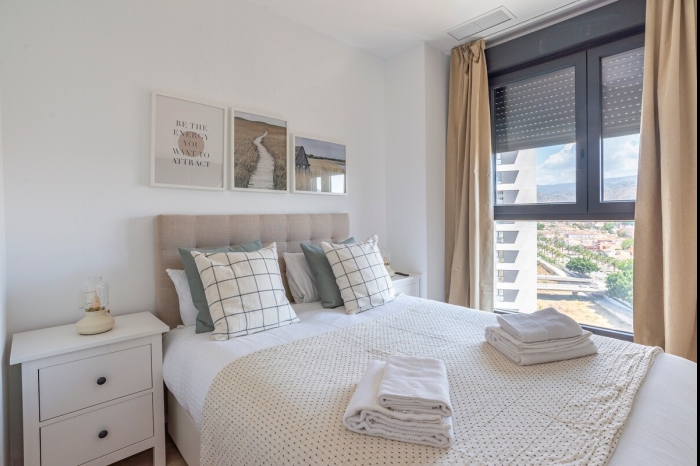 image Skyline III Pool & Coworking by ELE Apartments 18