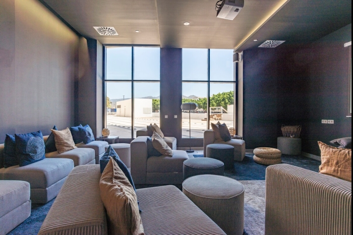 image Skyline III Pool & Coworking by ELE Apartments 34