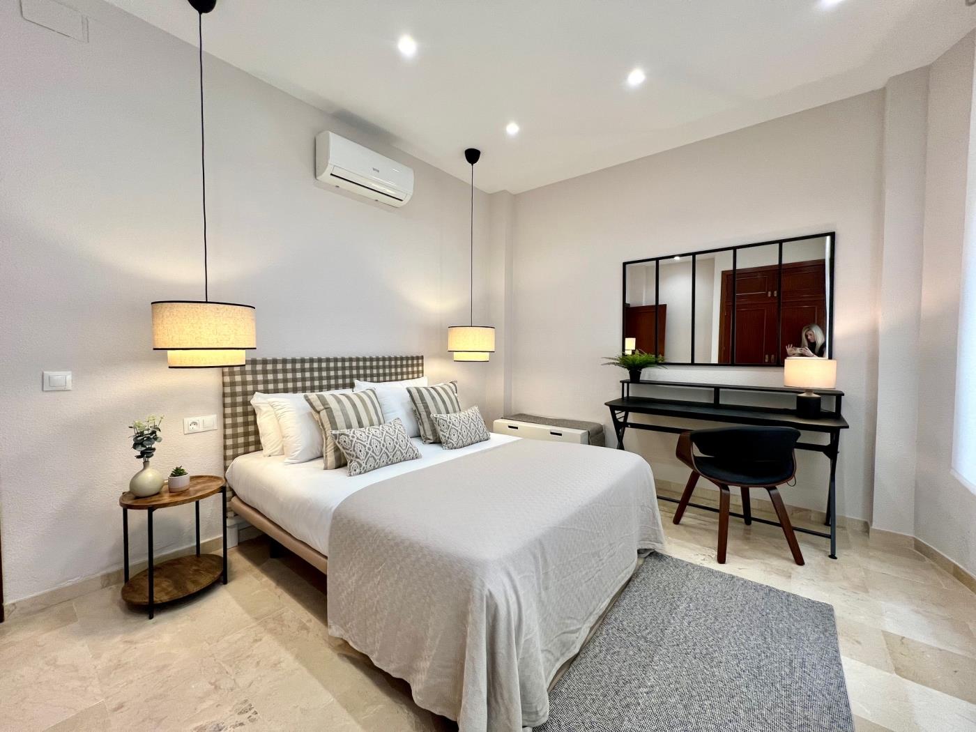 image Granados II old town by ELE APARTMENTS 3