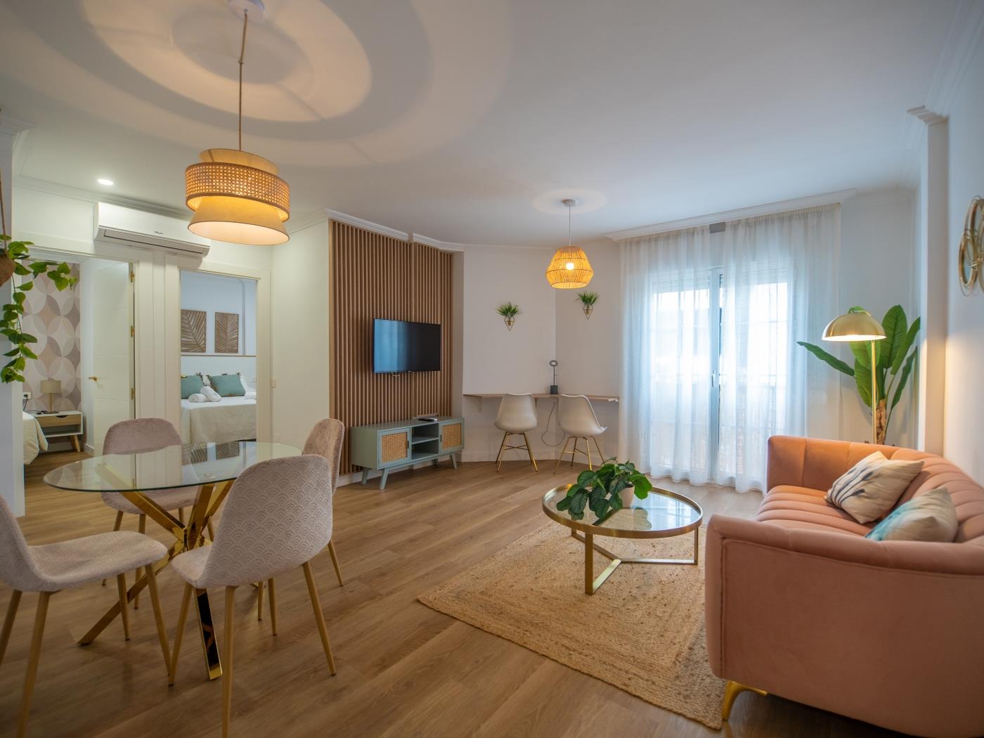 image Prensa Nice Courtyard by ELE Apartments 21