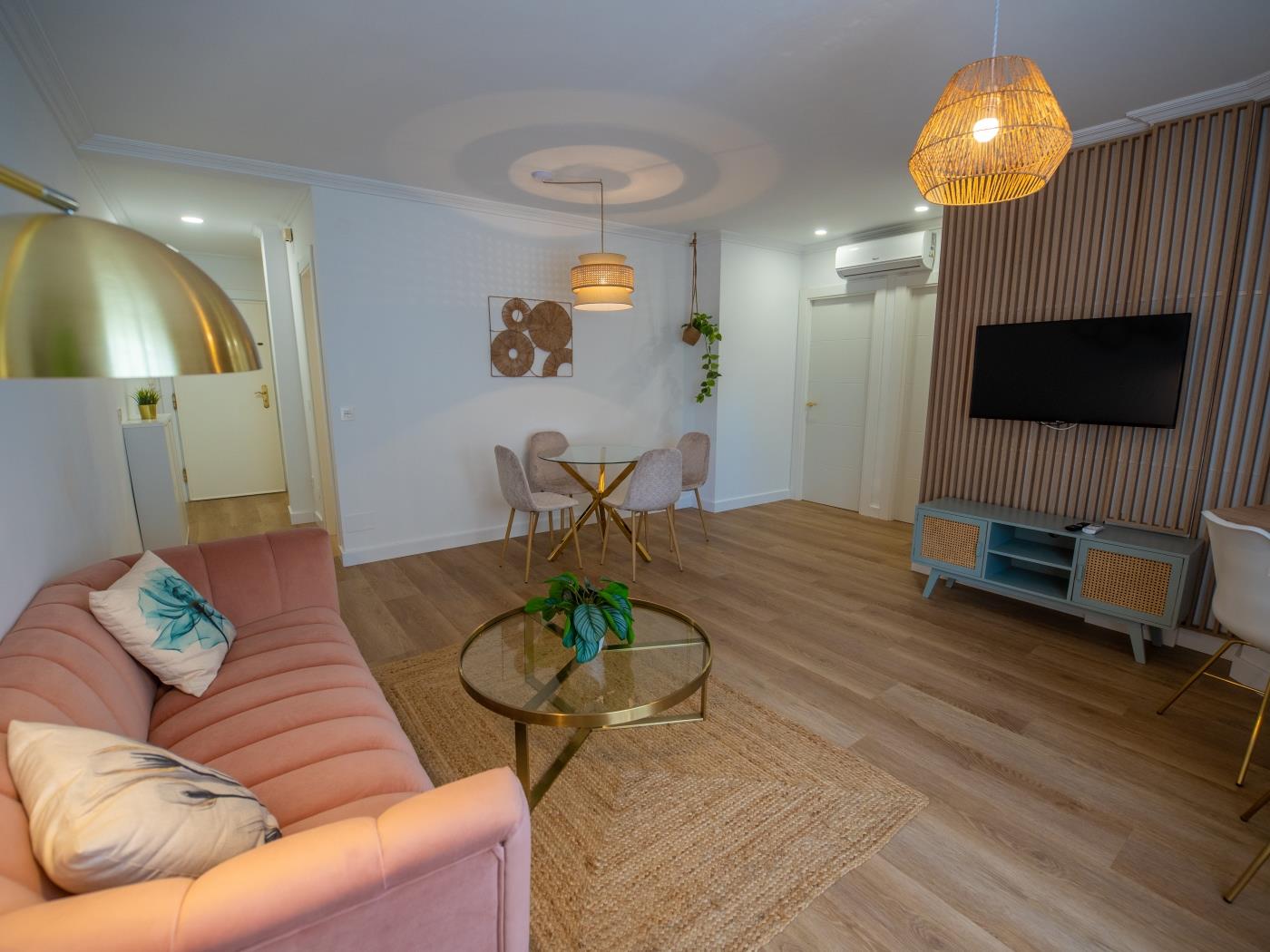image Prensa Nice Courtyard by ELE Apartments 25