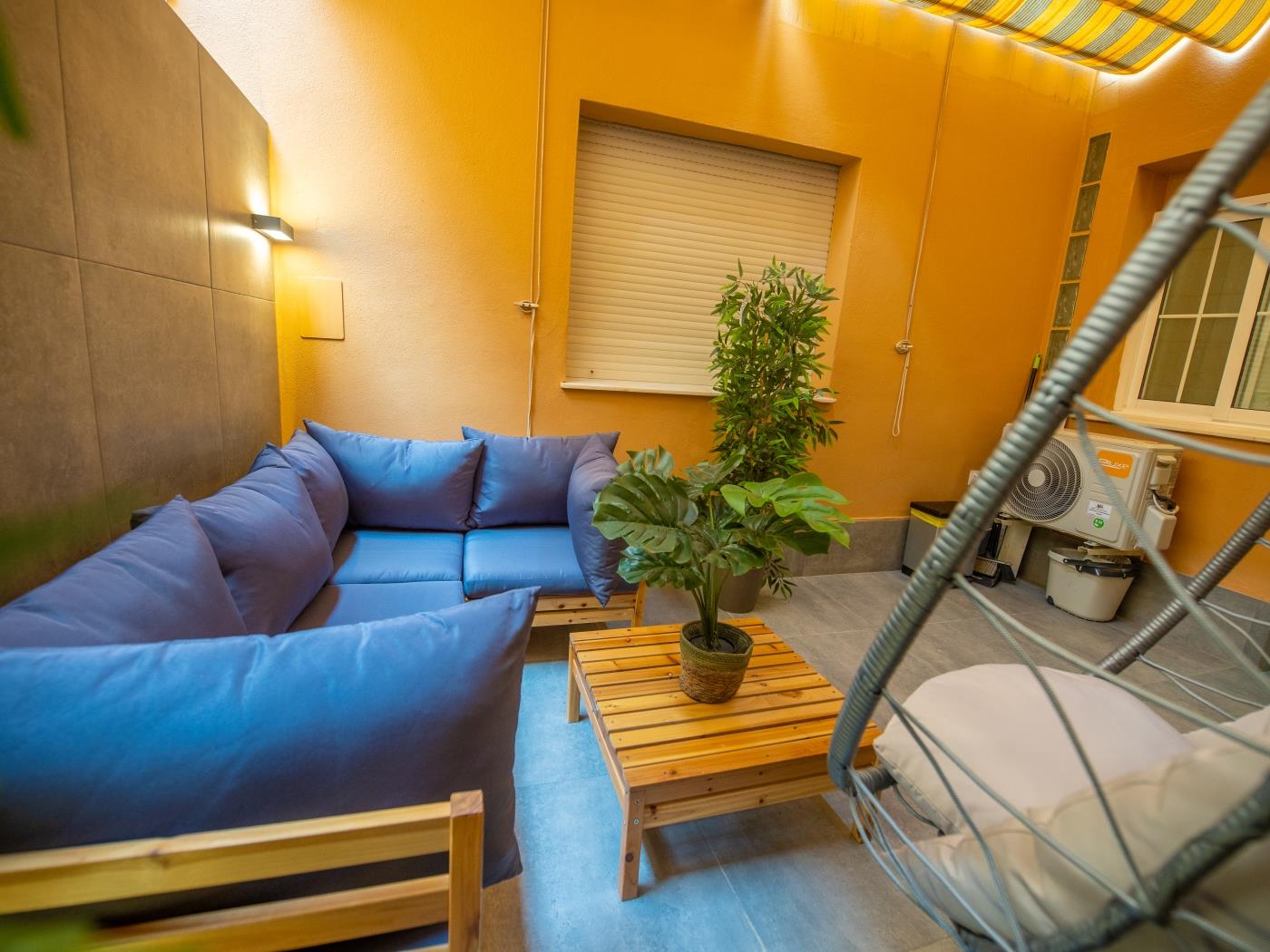 image Prensa Nice Courtyard by ELE Apartments 8