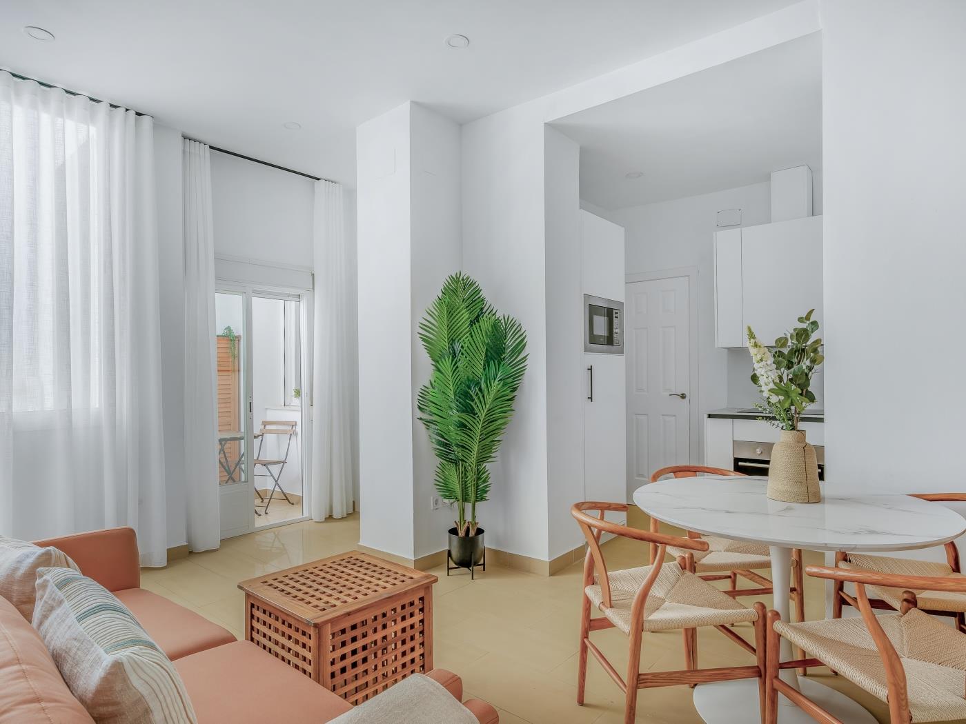 image Mariblanca & Old Town by ELE APARTMENTS 1