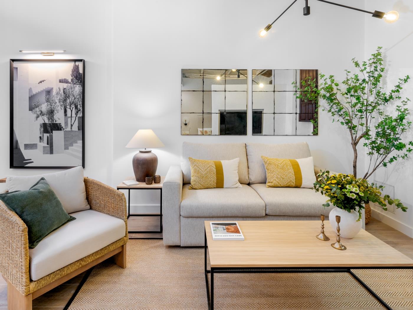 image Minimal Rooms IX by ELE Apartments 3