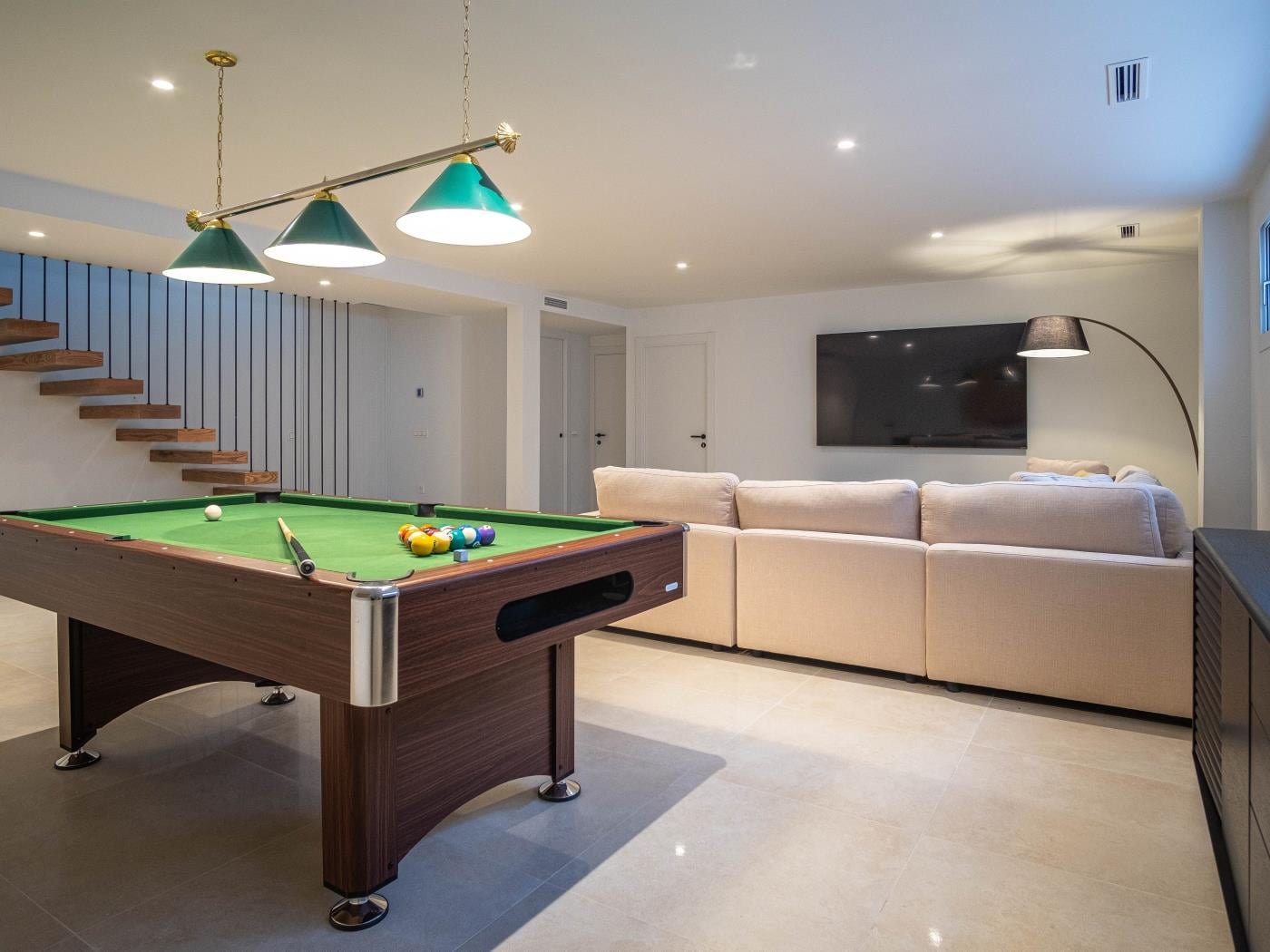 image Luxury Villa Sunset Hills by ELE Apartments 24