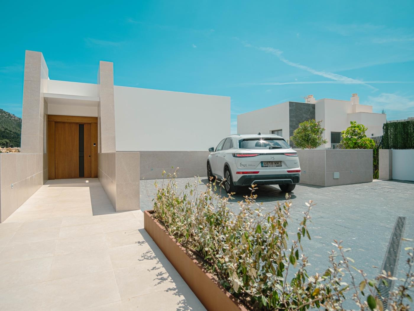 image Luxury Villa Sunset Hills by ELE Apartments 3