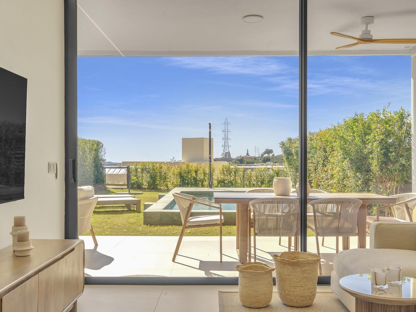 image Higueron Valley & Private Pool by ELE Apartments 1