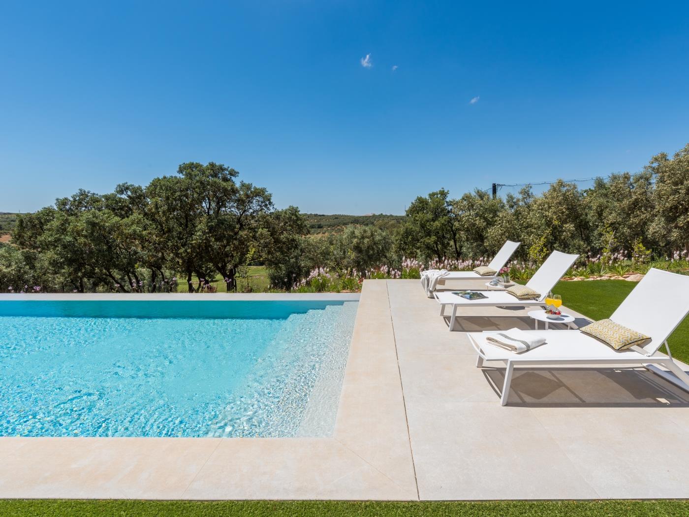 image Antequera Golf Villa & Pool by ELE Apartments 9