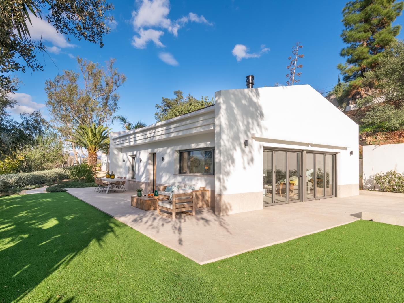 image Luxury Rural Villa & Pool by ELE Apartments 15