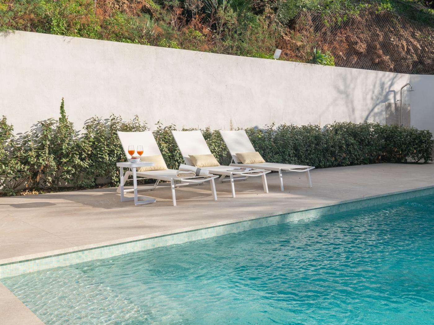 image Luxury Rural Villa & Pool by ELE Apartments 4