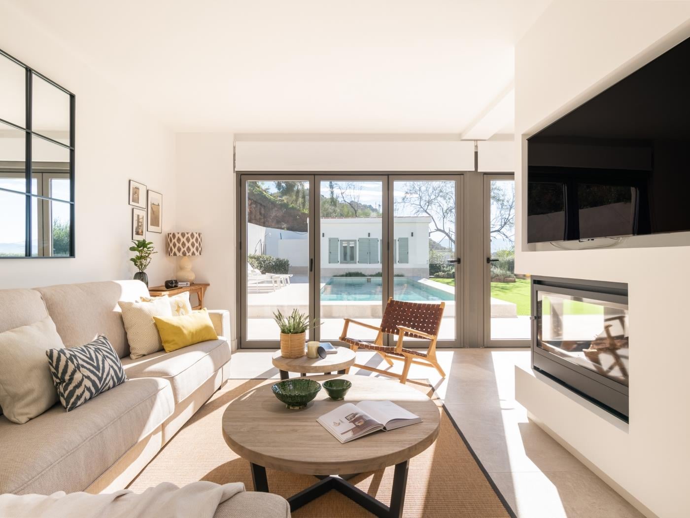 image Luxury Rural Villa & Pool by ELE Apartments 9