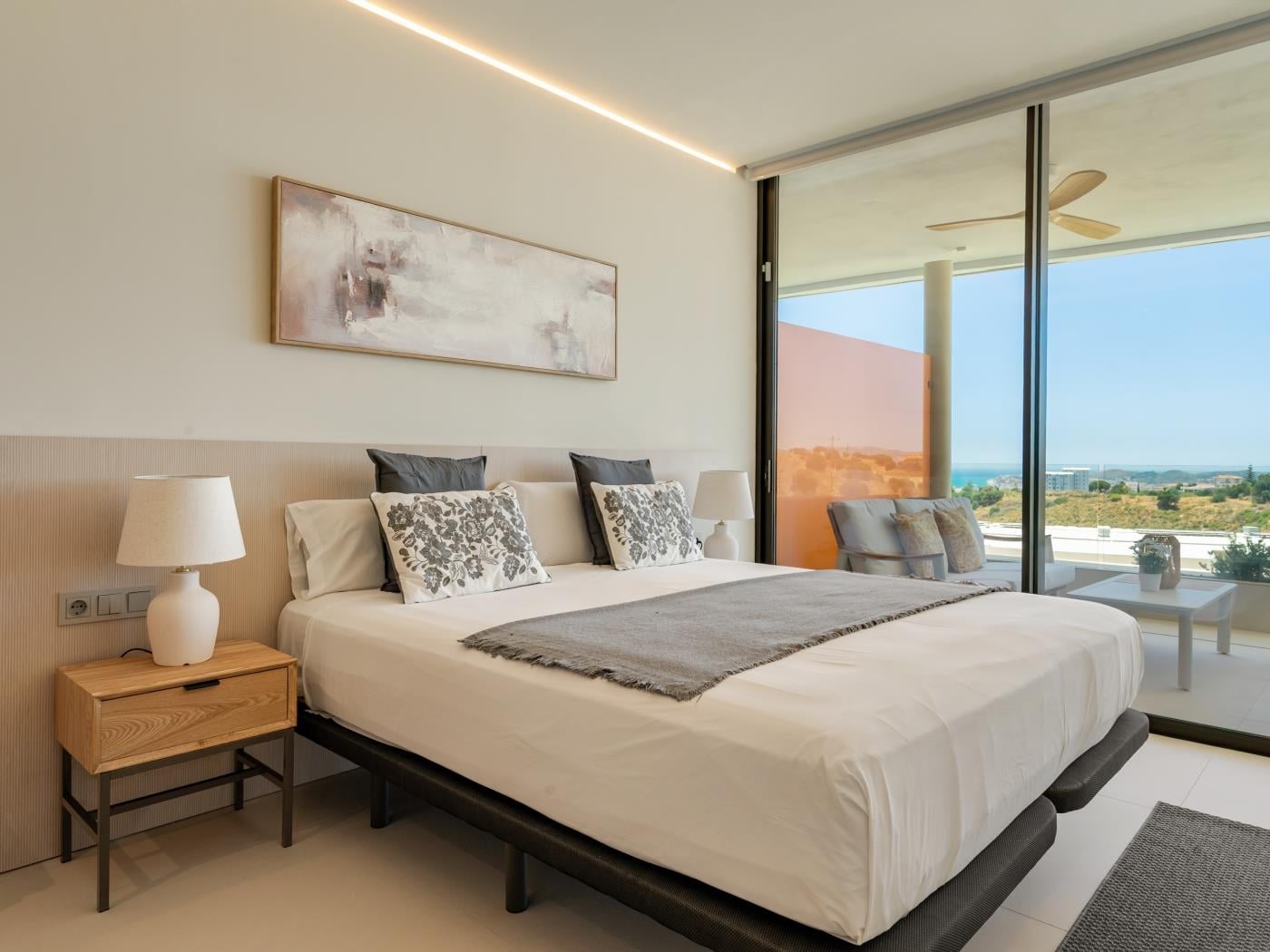 image Higueron Valley II & Private Pool by ELE Apartments 3