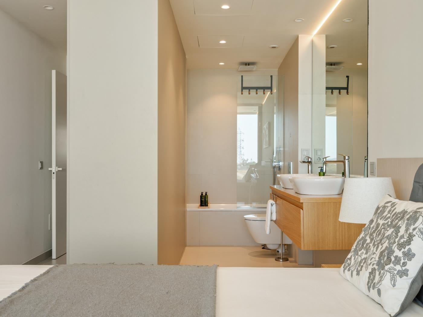 image Higueron Valley II & Private Pool by ELE Apartments 5