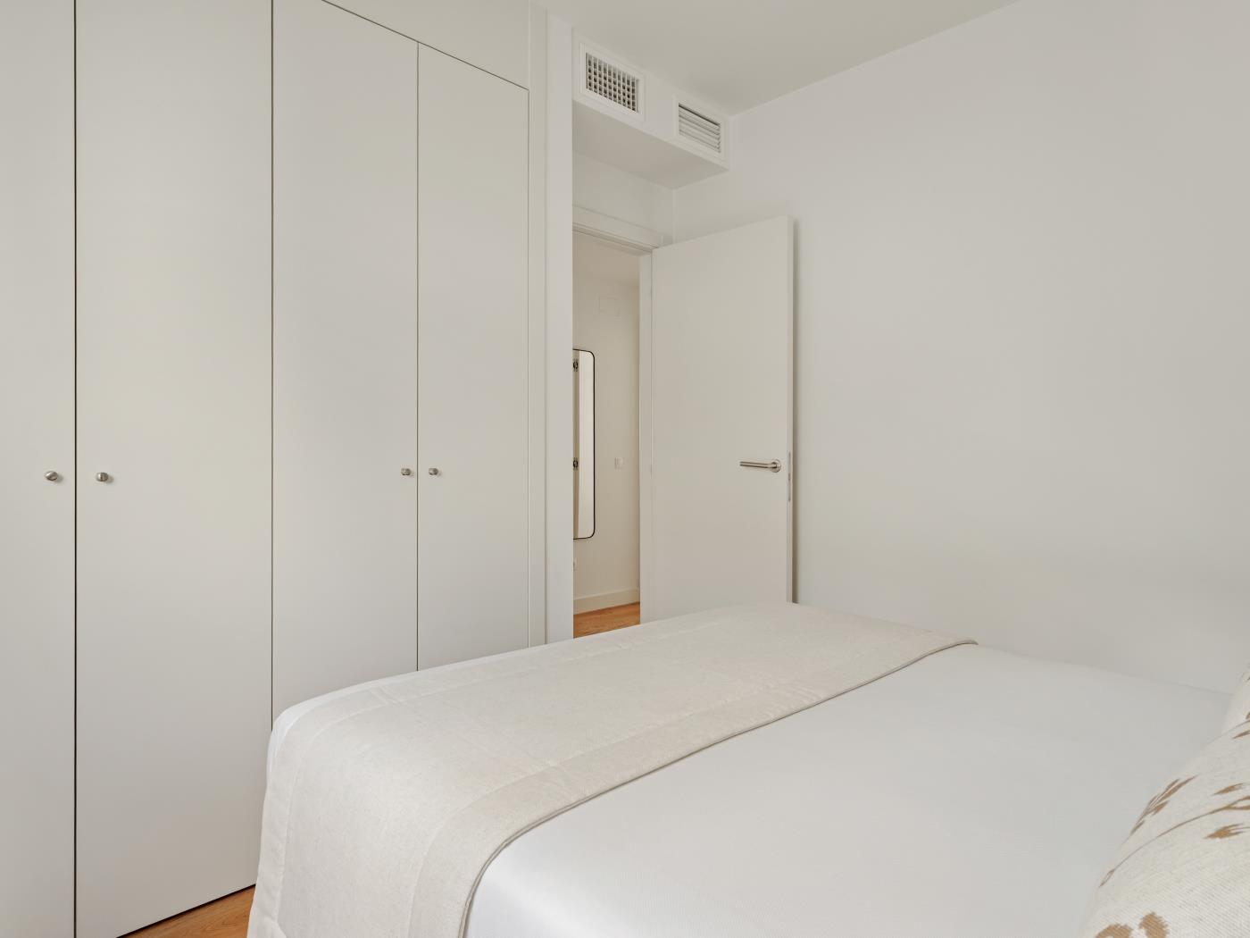 image Beachfront Penthouse & Pool by ELE Apartments 21
