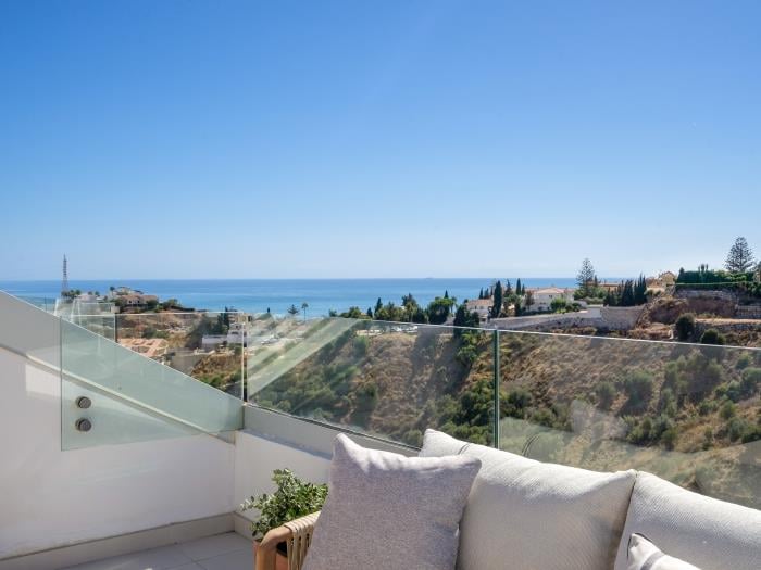 Higueron Lomas VI by ELE Apartments
